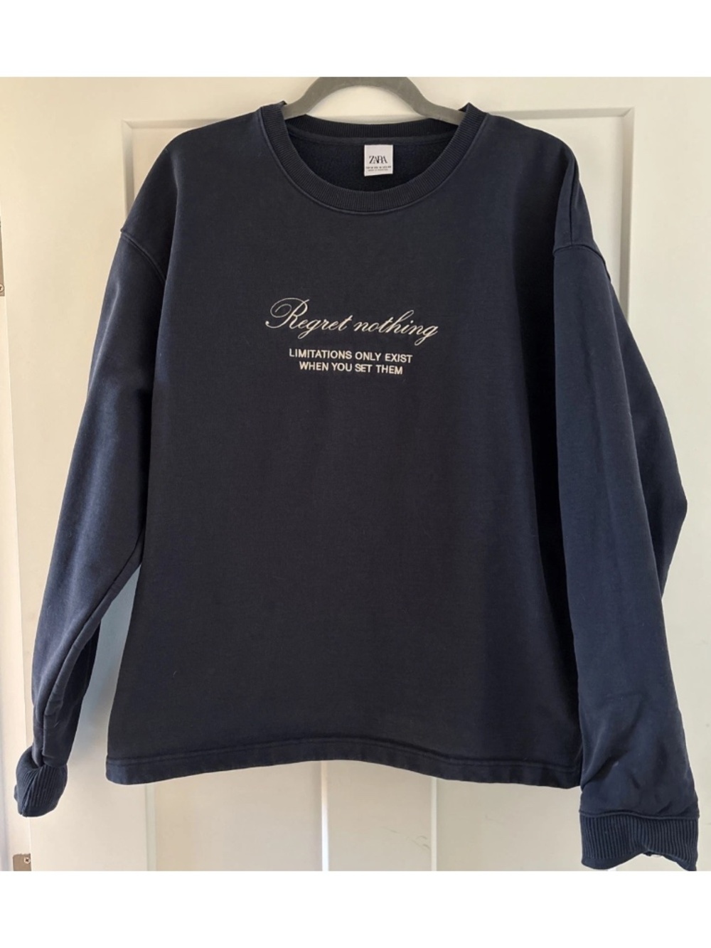 ZARA Heavyweight Crewneck men’s Sweatshirt Navy Size M “Regret Nothing”